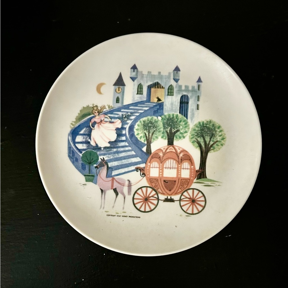 Vintage Disney Productions CINDERELLA  - 7 “Melmac Melamine Childs Plate